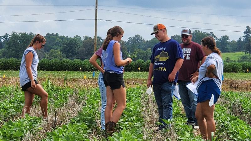 Students competing in the Kentucky High School Crop Scouting Competition. Photo provided by Lori Rogers. 